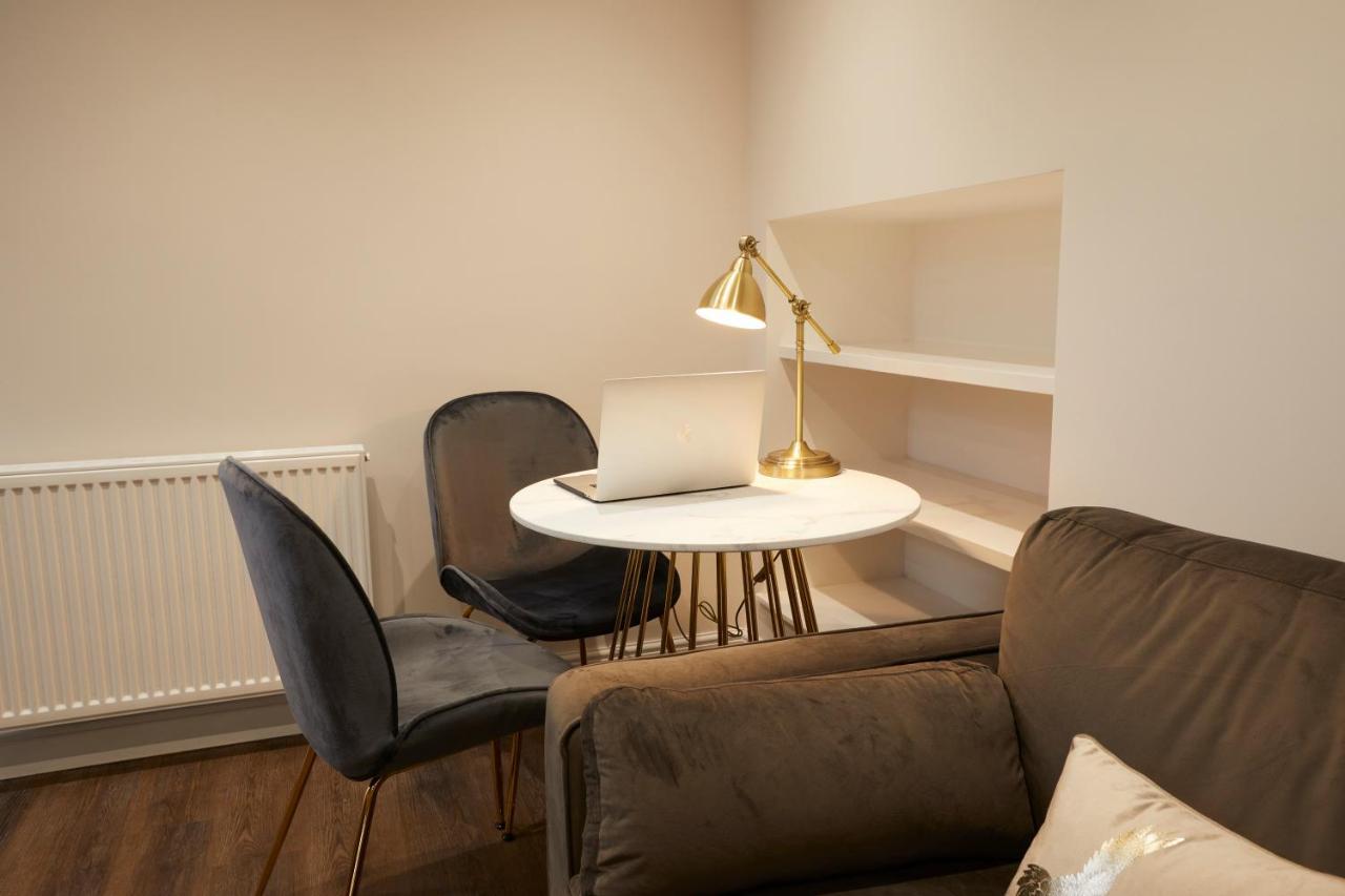 Three Cranes Serviced Apartments Шефилд Екстериор снимка